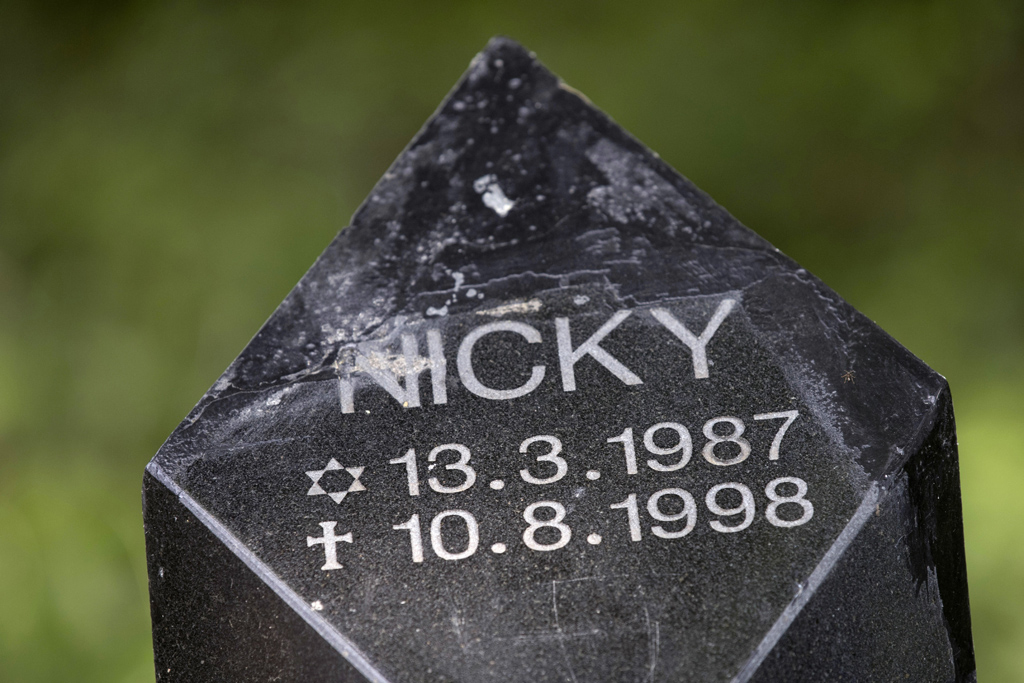 Denkmal für Nicky Verstappen in Brunssummerheide (Bild: Marcel van Hoorn/ANP/AFP)