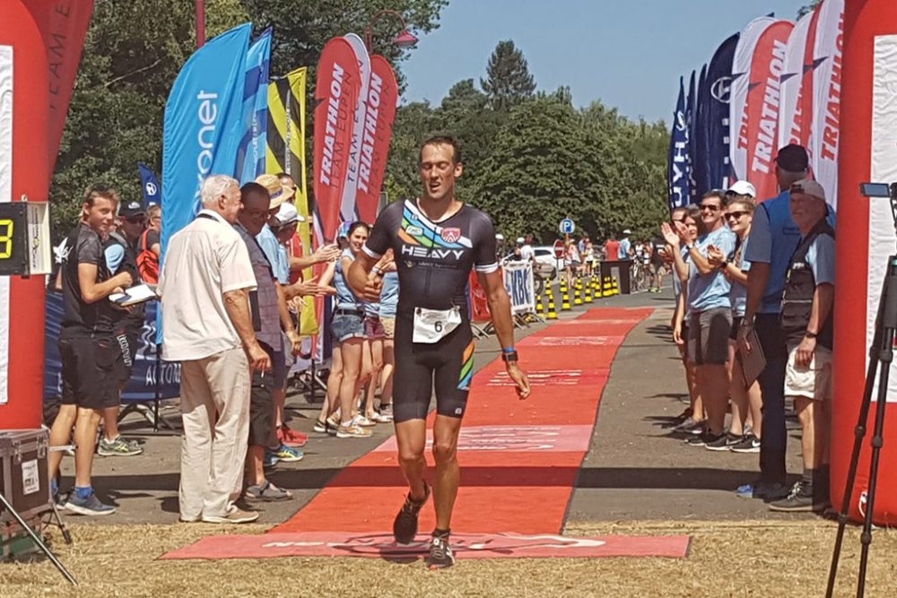 Alexis Krug aus Antwerpen gewinnt den Triathlon von Eupen