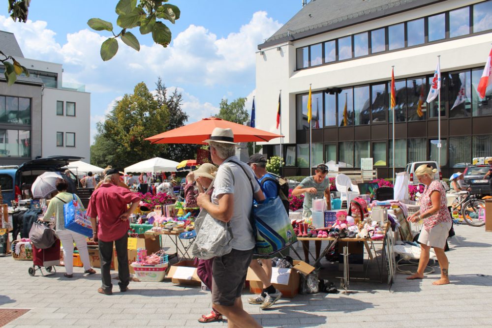 Trödelmarkt in St. Vith 2018 (Bild: Michaela Brück/BRF)