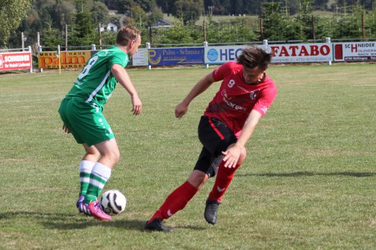 Derby zwischen Büllingen und Lontzen endet 1:3 (Bild: Christoph Heeren/BRF)