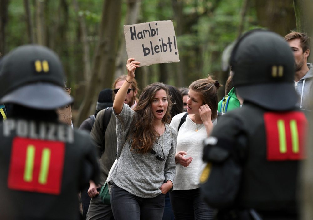 Aktivisten im Hambacher Forst