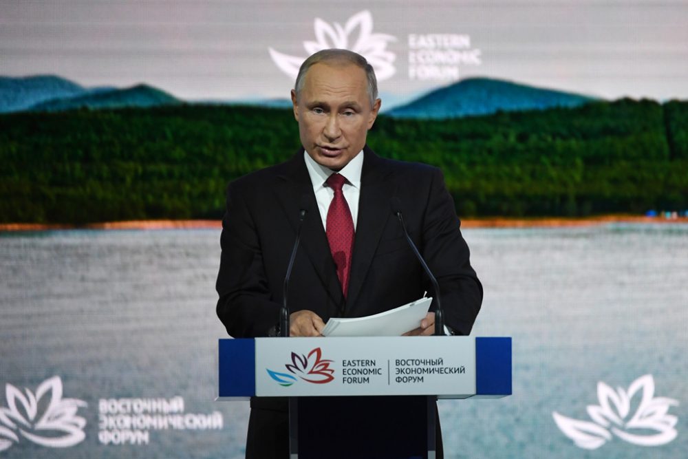 Der russische Präsident Putin beim Wirtschaftsforum in Wladiwostok