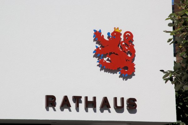 Rathaus von St. Vith (Bild: Julien Claessen/BRF)