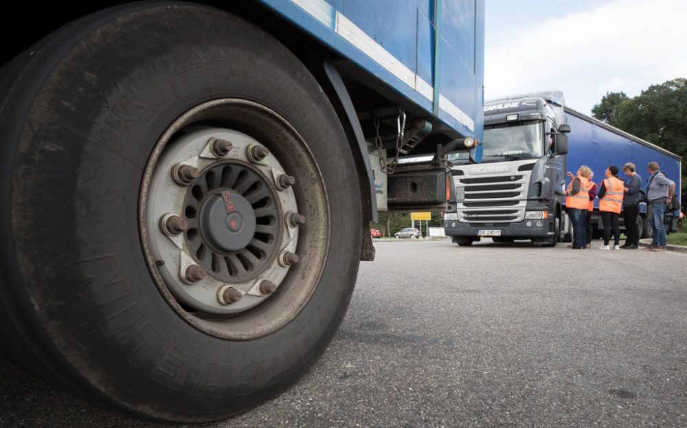 Sensibilisierungsaktion der sozialistischen Transportgewerkschaft auf dem Autobahnrastplatz von Wetteren