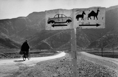 Straße zum Khyber-Pass (Bild: Marc Ribaud)
