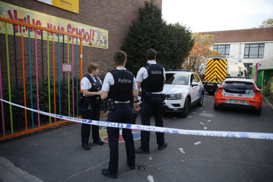 Gent: Verdächtiges Pulver in vier Urnen entdeckt