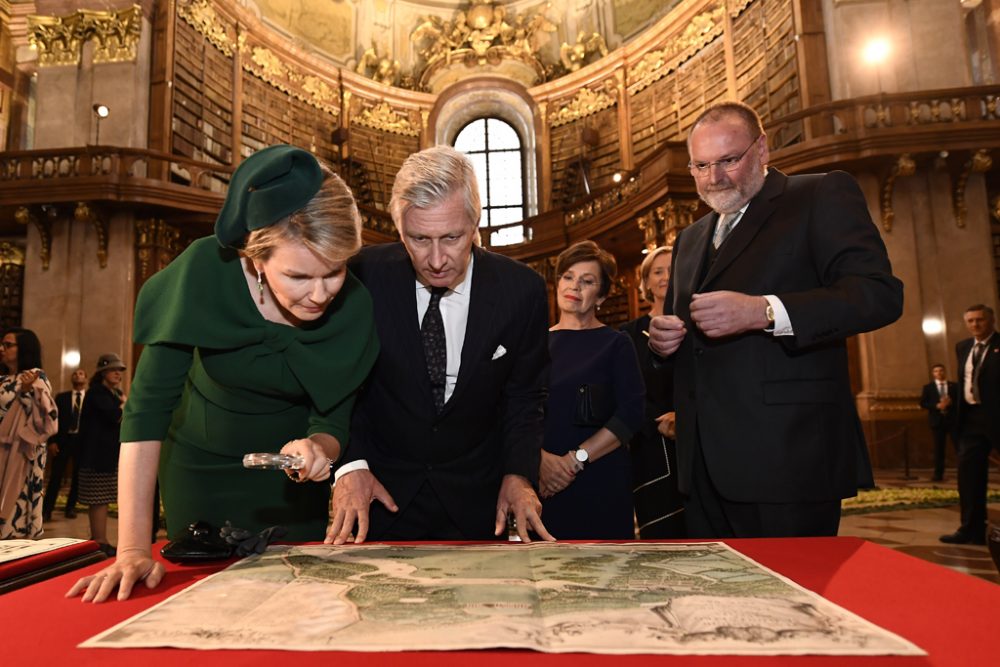 Königin Mathilde, König Philippe, Alexander Van der Bellen und seine Frau Doris Schmidauer (Bild: Dirk Waem/Belga)