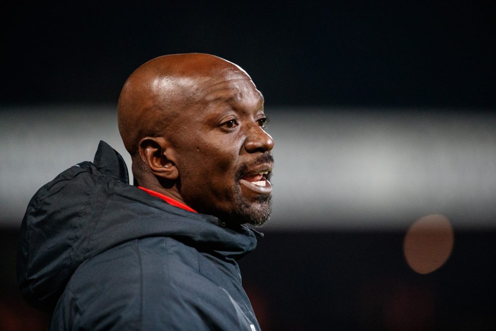 Claude Makelele beim Spiel der AS Eupen in Kortrijk