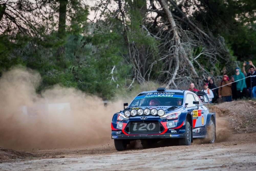 Thierry Neuville beim Shakedown der Rallye Spanien (Bild: Hyundai Motorsport)