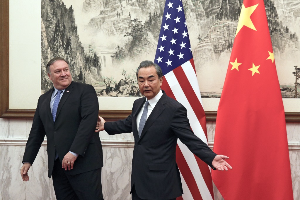 US-Staatssekretär Mike Pompeo mit Chinas Außenminister Wang Yi