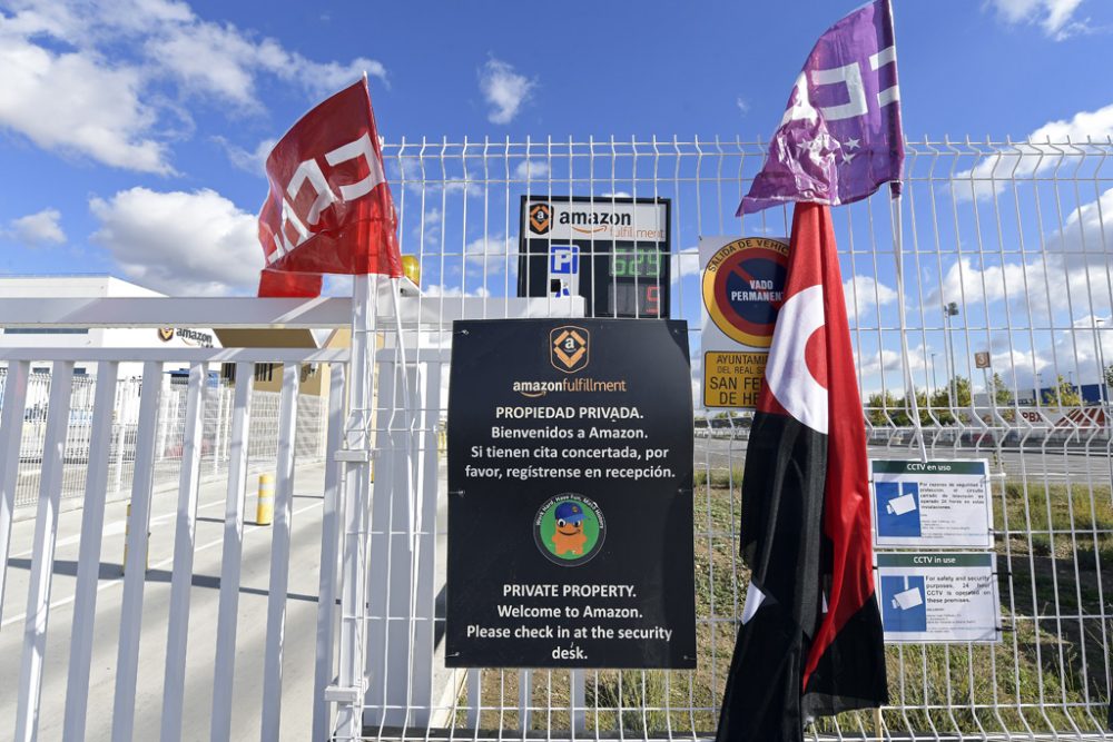 Streik bei Amazon im spanischen San Fernando de Henares (Bild: Oscar Del Pozo/AFP)