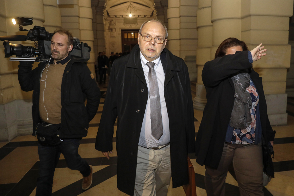 Christian Van Eyken und Sylvia Boigelot vor dem Start des Prozesses in Brüssel