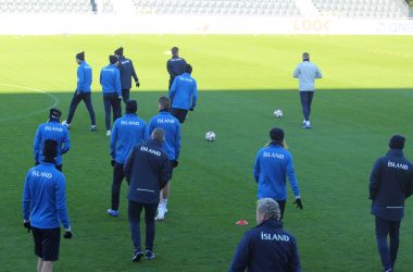 Fußball-Länderspiel Katar gegen Island in Eupen: Trainingnseinheit der Isländer