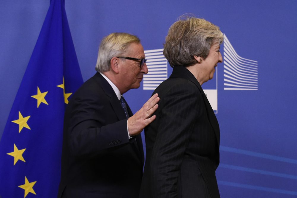 Juncker und May