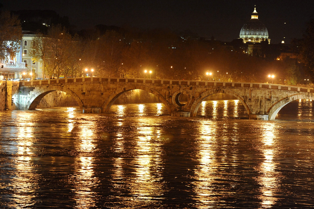 Der Fluss Tiber in Rom