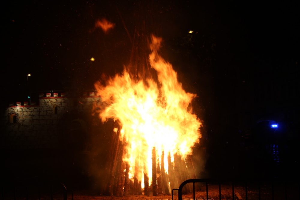 Martinsfeuer in Eupen (Archivbild: Lena Orban/BRF)