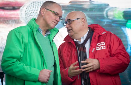 Mathieu Verjans von der Christlichen Gewerkschaft und Rudi De Leeuw, Chef der Sozialistischen Gewerkschaft (Archivbild: Benoit Doppagne/Belga)