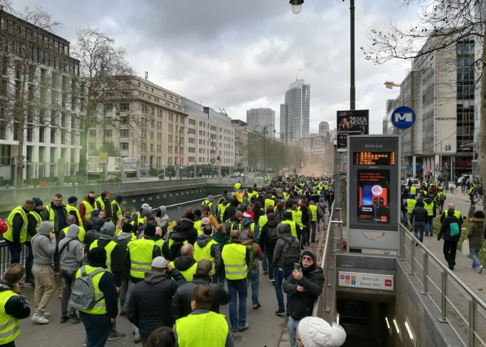 Gelbwesten bei einem Protest in Brüssel am 8. Dezember (Bild: Belga / Antony Gevaert)