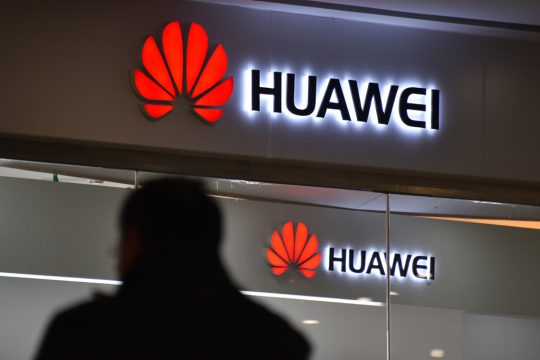 Huawei (Illustrationsbild: Greg Baker/AFP)
