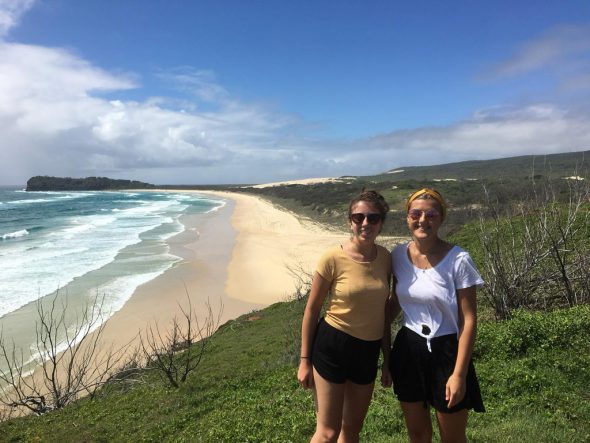 Julia Ernst und Michèle Cormann in Australien (Bild: privat)