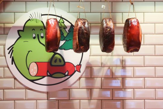 Rückrufaktion bei Marcassou: Salmonellenverdacht im Ardenner Schinken (Bild: Bruno Fahy/Belga)