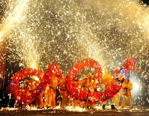 Neujahrsfeier in China (Bild: Epa/ Str)