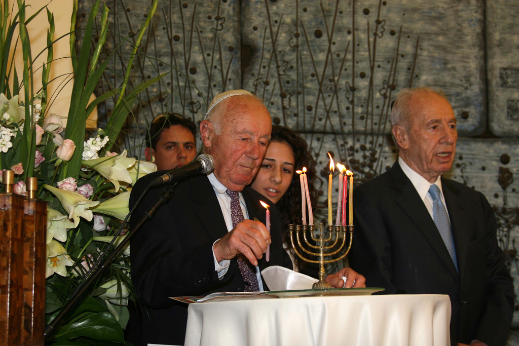Rotem (r.) im Dezember 2009 in Jerusalem (Archivbild: Anna Kaplan/EPA)