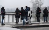 Polizisten auf der Europabrücke in Straßburg