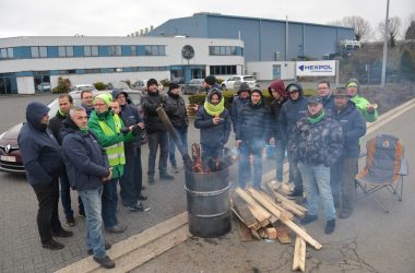 Streik vor Hexpol Compounding in Eupen (Bild: CSC Verviers Ostbelgien)