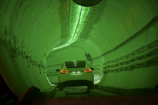 Testtunnel in Los Angeles - Bild: Robyn Beck AFP/POOL