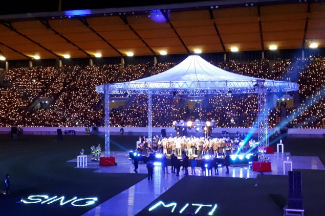 24.000 Aachener sangen Weihnachtslieder