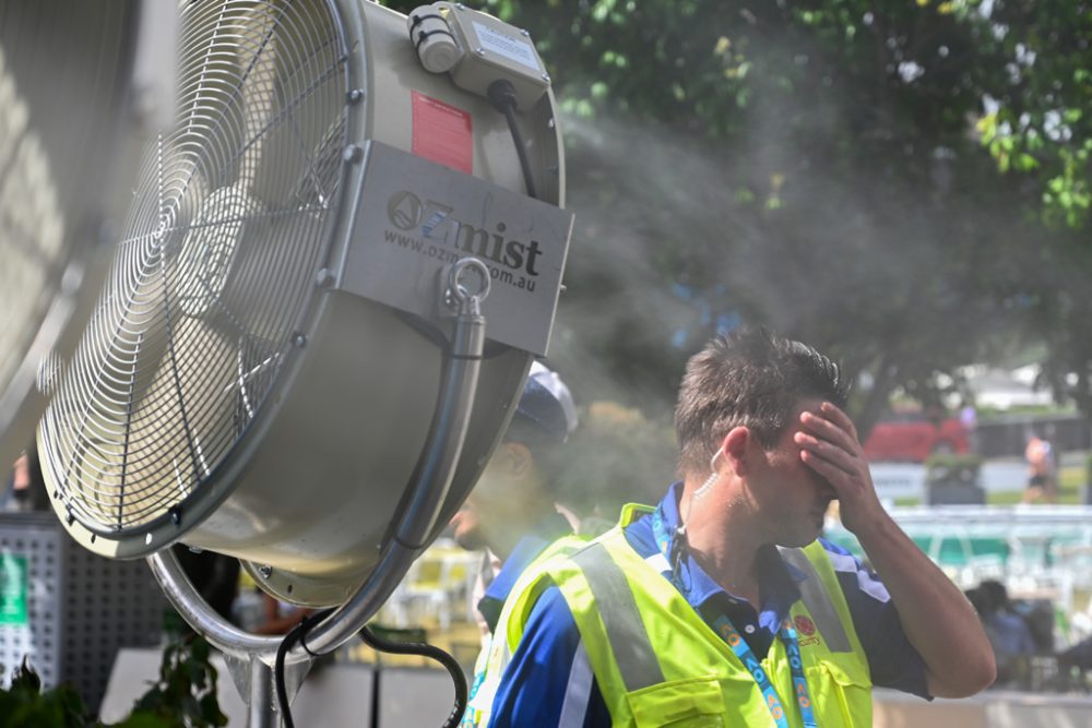 Abkühlung in Melbourne (Bild: Saeed Khgan/AFP)