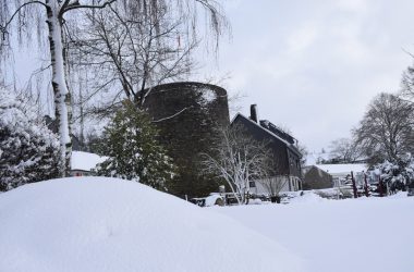 Schneetreiben in St. Vith (Bild: Raffaela Schaus/BRF)