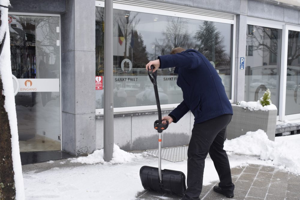 Schneetreiben in St. Vith (Bild: Raffaela Schaus/BRF)