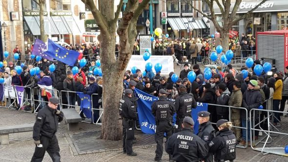 Merkel und Macron besuchen Aachen. Die Kaiserstadt im Ausnahmezustand (Bilder: BRF / Michaela Brück)