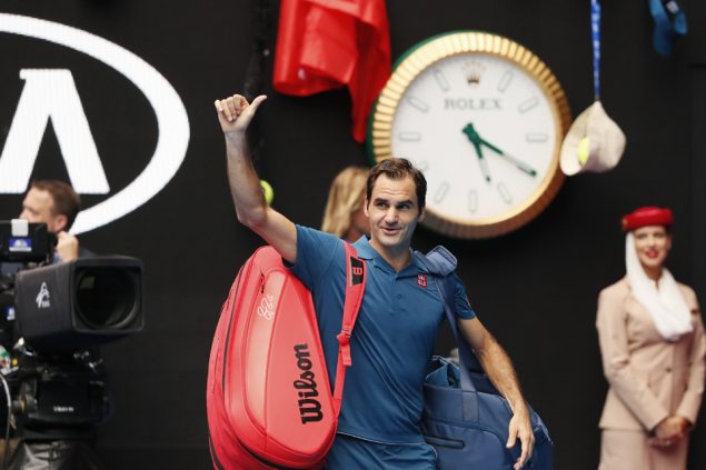 Roger Federer nach seinem Sieg gegen Daniel Evans bei den Australian Open (Bild: David Gray/AFP)