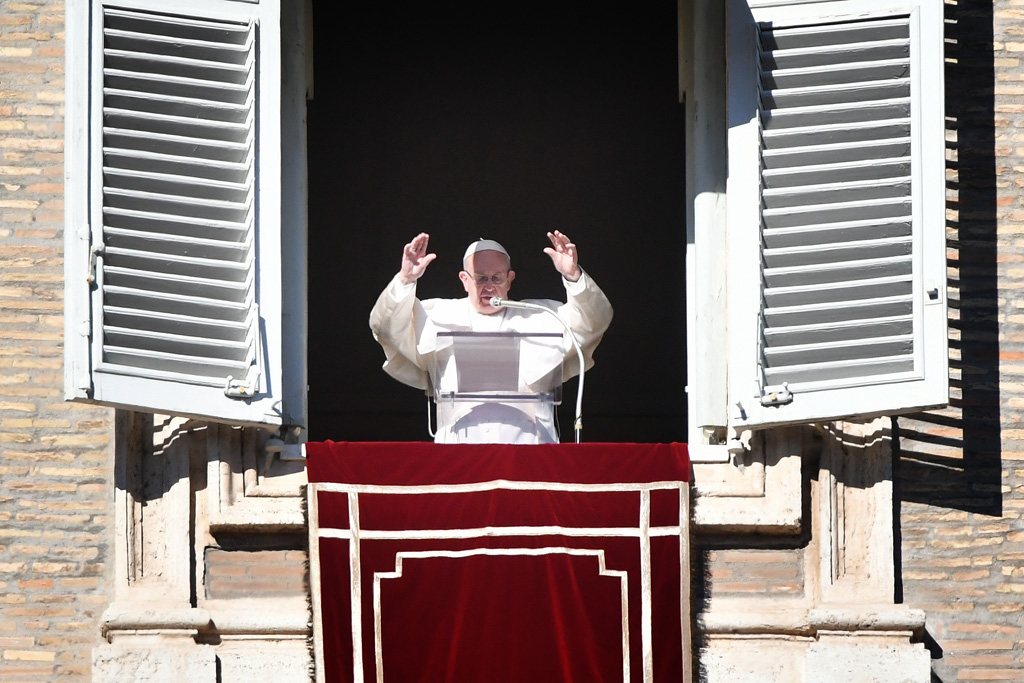 Papst Franziskus beim Neujahrsgebet