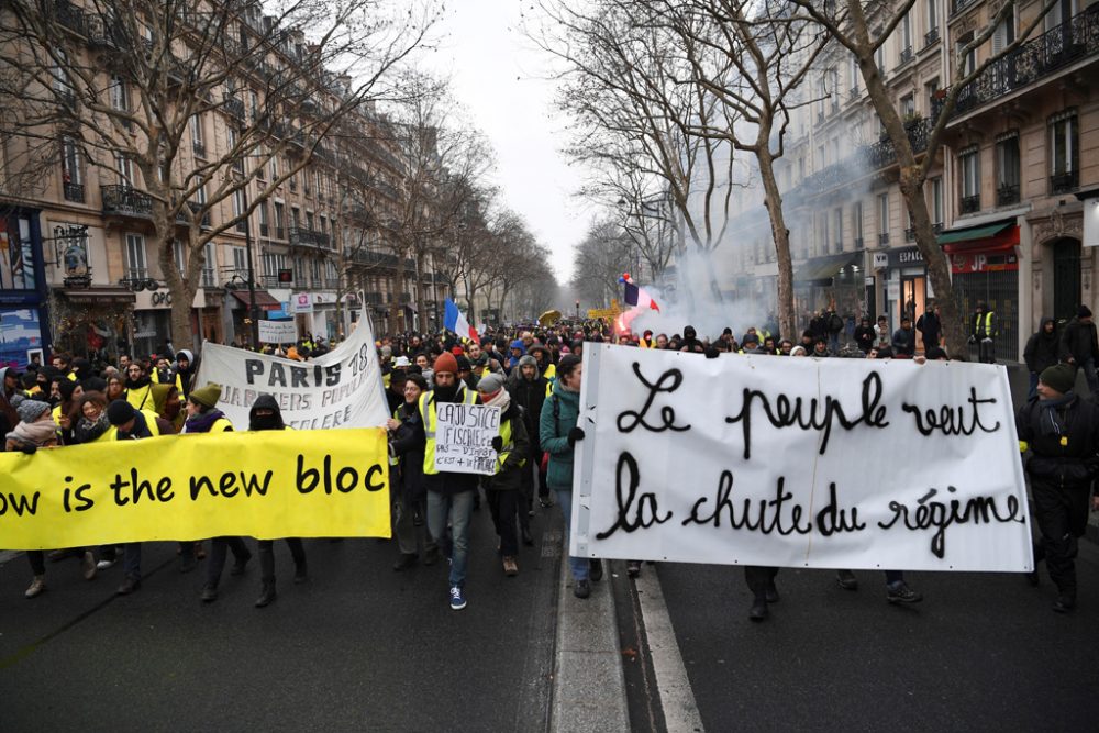 "Gilets Jaunes" demonstrieren erneut in Paris