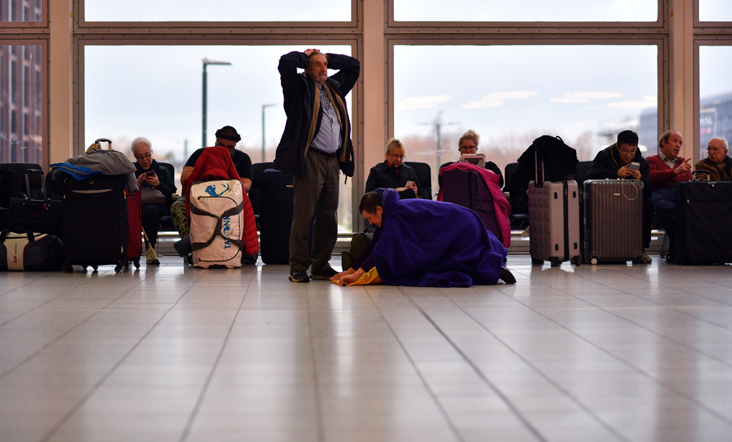 Chaos am Flughafen Gatwick wegen Drohnensichtungen (21.9.2018)