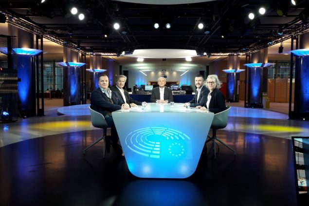 Talkgäste bei ORF-Sendung Inside Brüssel: Georg Mayer, Jo Leinen, Pascal Arimont und die Journalistin Monika Graf (vlnr). Moderation: Peter Fritz (M.)
