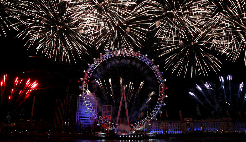 Feuerwerk über dem London Eye