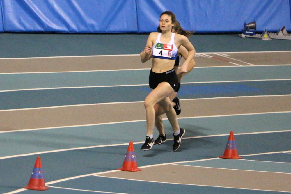 Lynn Hübinger bei der Indoorwalloniemeisterschaft in Gent