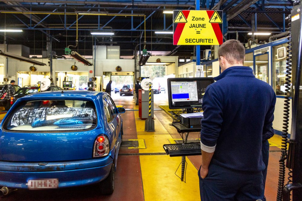 Rußpartikel-Messung in Dieselfahrzeugen: Vorstellung des neuen Messgeräts in Brüssel