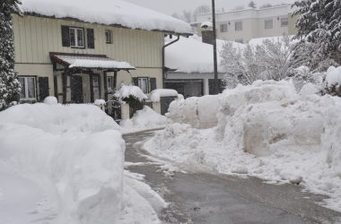 Schneechaos in Miesbach (Bild: privat)