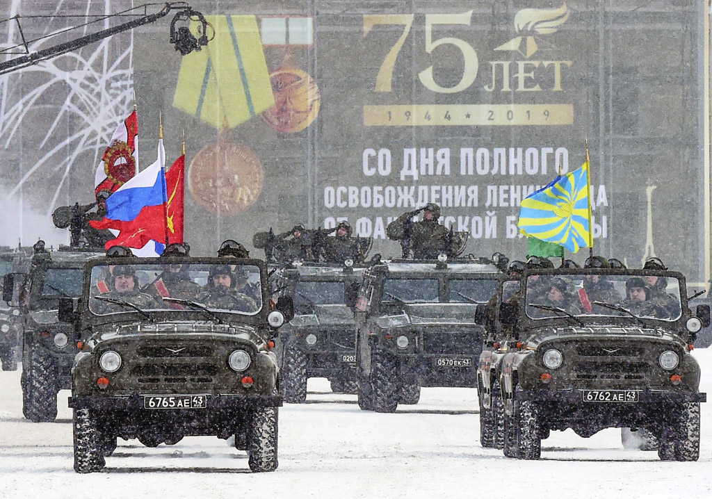 Militärparade in St. Petersburg