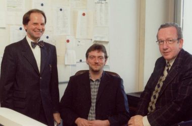 Das Redaktionsteam des Brüsseler Studios 2003: Albert Schoenauen, Roger Pint und Rudi Klinkenberg (Archivbild: BRF)