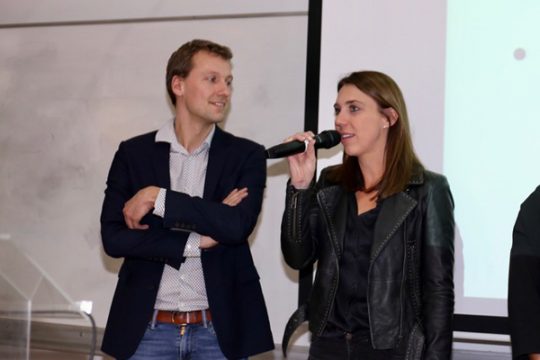 Christine Mauel (r.) (Bild: Ecolo)