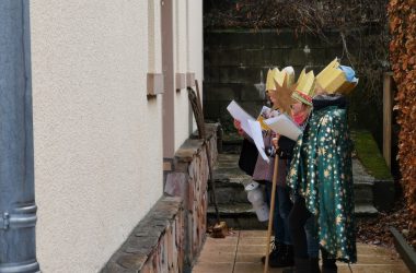 900 Sternsinger unterwegs in Ostbelgien (Bild: Raffaela Schaus/BRF)