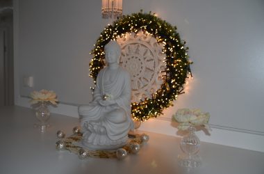 Yoga im Lighthouse in Hergersberg (Bild: Chantal Scheuren BRF)