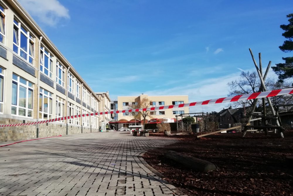 Brand in Gemeindeschule Kelmis glimpflich verlaufen (Bild: Volker Krings/BRF)